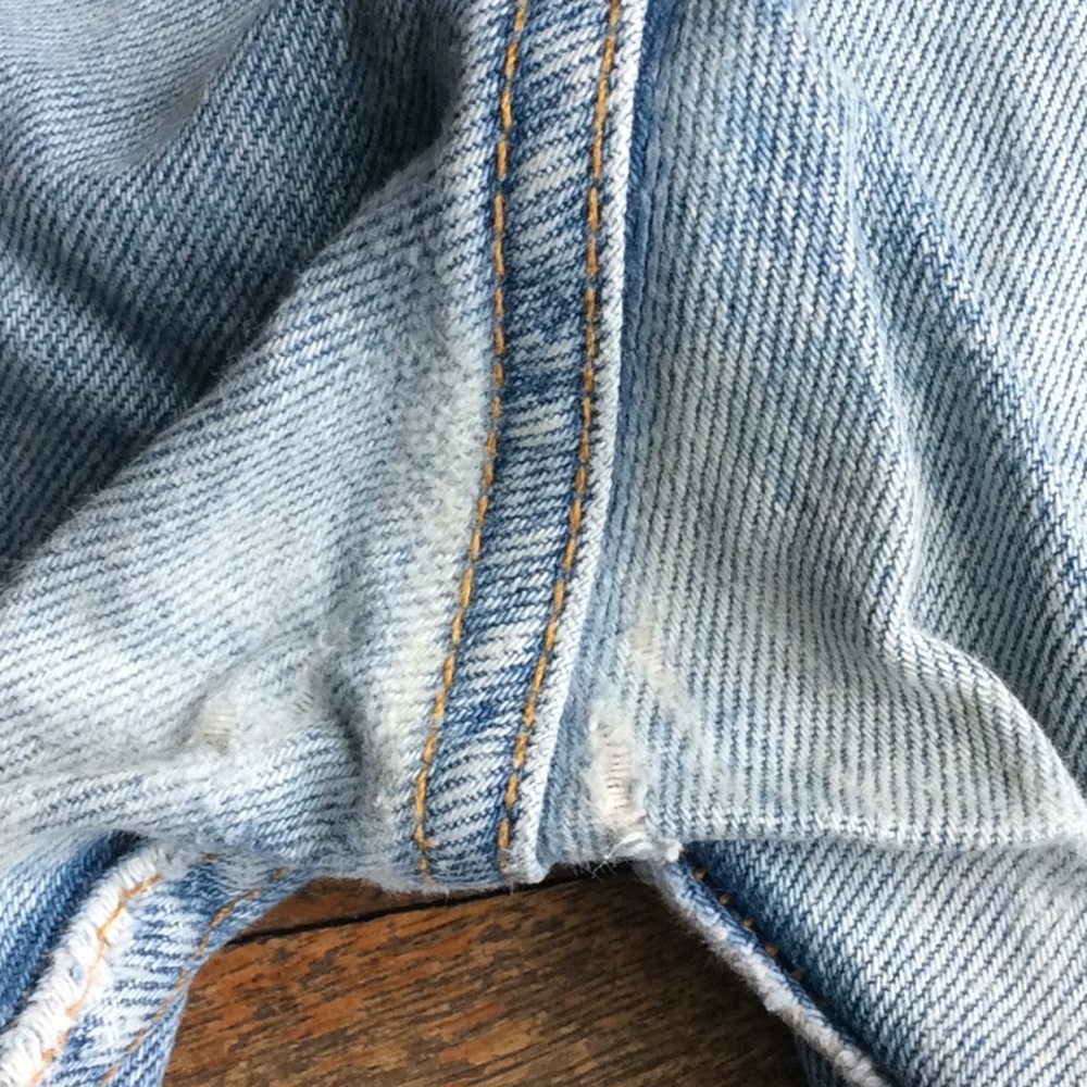 Vintage Levis (90’s) 501 jeans Amazing color! - Picture 7 of 8